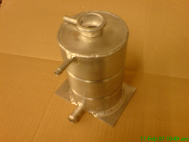 expansion tank by Deneo