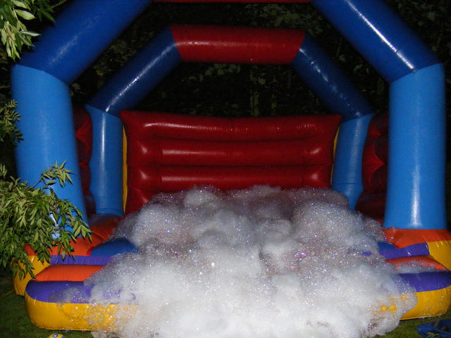 bouncycastlefun1