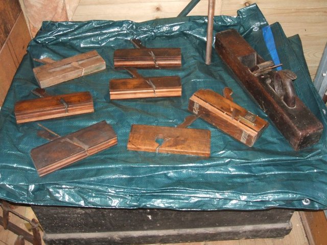 Collection of old woodworking planes 1