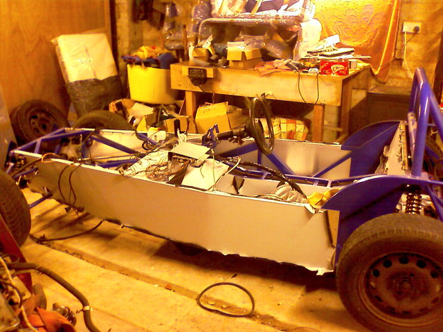 rolling chassis side