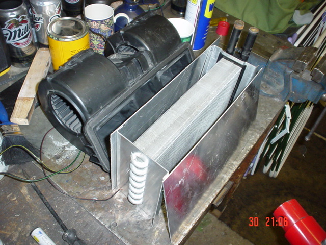 engine side of bulkhead fan heater assembly