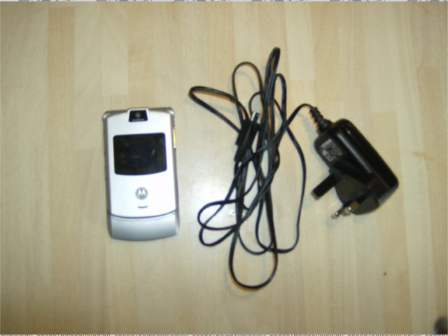 Motorola V3