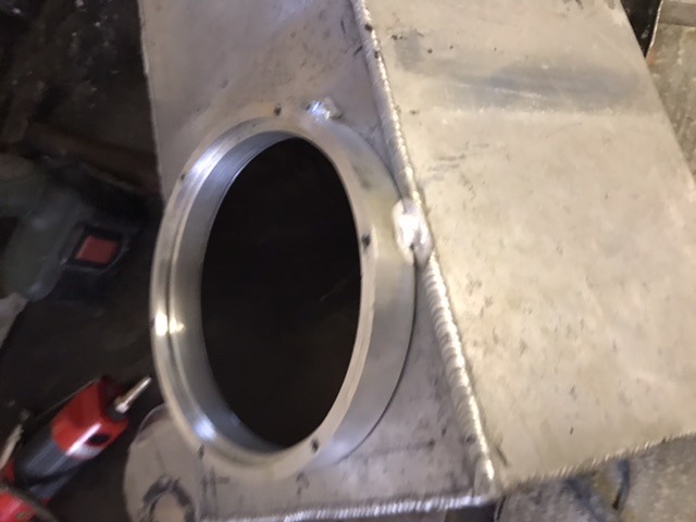 Swirl pot to Tank flange