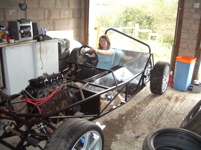 anneka in car