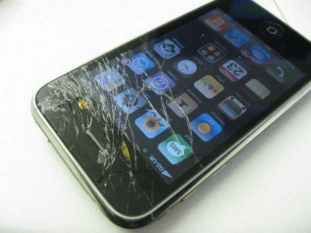 smashed iphone