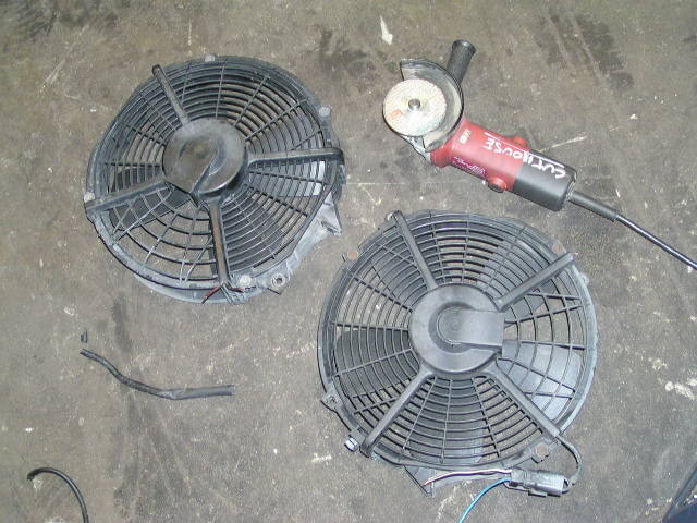 LS400 fans