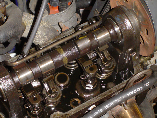 Rescued attachment camshaft.jpg