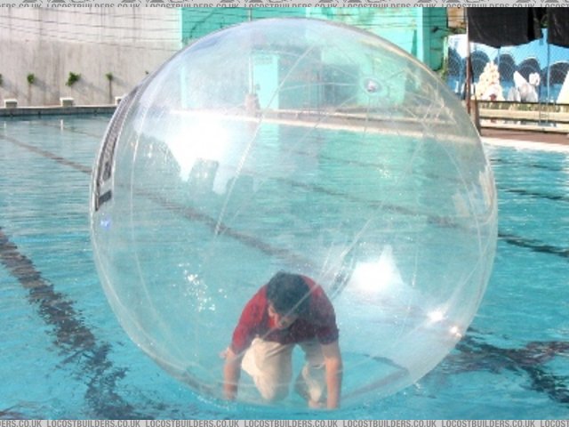 Rescued attachment Human_Sphere__Water_Walking_Ball.jpg